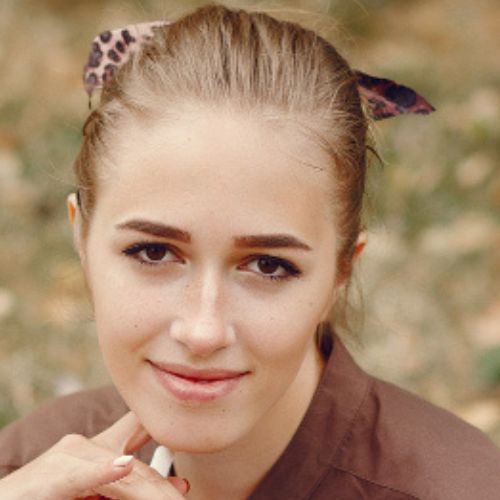 Minsa Raj Writer on Animals Window